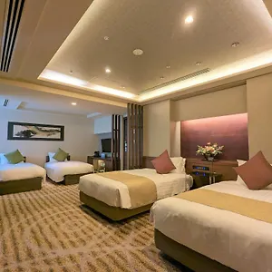 ホテル京阪 グランデ 4* 京都市